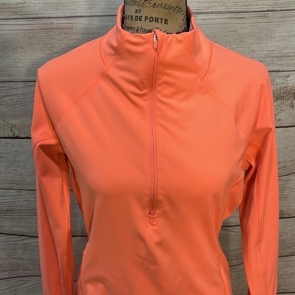 Athleta Whittier Peak Half Zip Jacket Coral Volt Pockets Cuffs Thumbholes Medium - Picture 2 of 11
